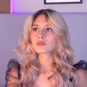 elivecams.com zoehangel livesex profile in lovense cams