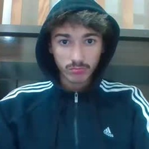 Cam boy zyonboy_
