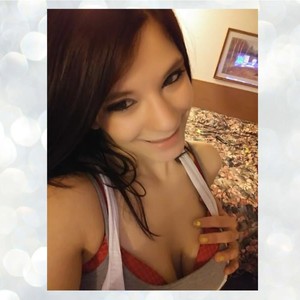 AngelXtasee's profile picture