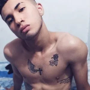 sexyboytatto from imlive