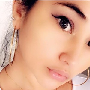 AngiieSuggar's profile picture