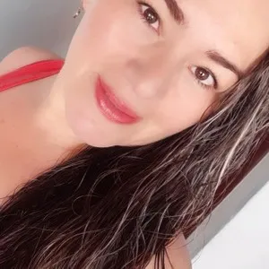 ColombianXXXSquirtt from imlive