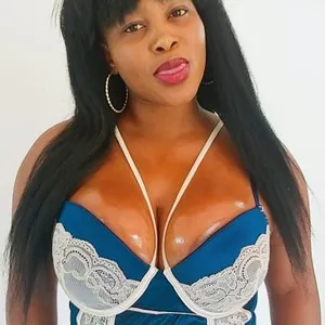 EBONY_SENSUAL from imlive