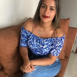Camilaxo140 from imlive