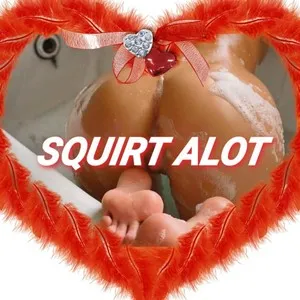 SquirtMiami from imlive