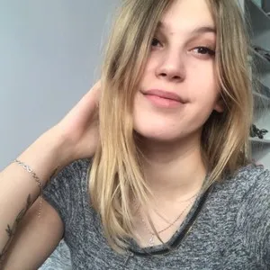 JulietteKiss from imlive