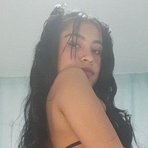 Camgirl is actually offline