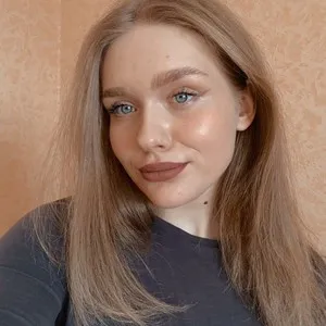 Mia18Lonely from imlive