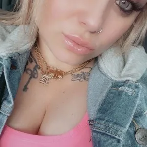 TattedMama69 from myfreecams