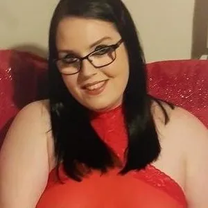 CurvyKrystal from myfreecams