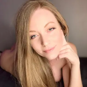 KennaKind from myfreecams