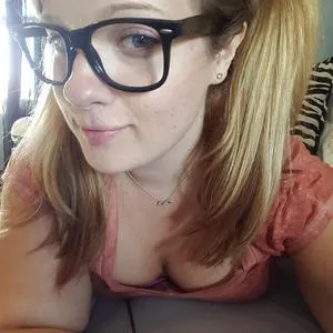 Thischick23 from myfreecams
