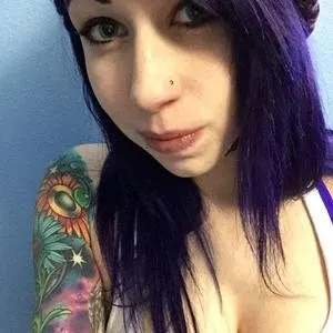 Kinsley_ from myfreecams