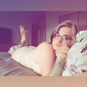 Lustria from myfreecams