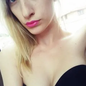 HornyTania69 from myfreecams