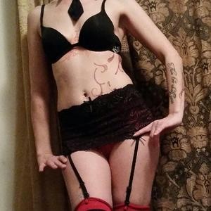 pornos.live LilithRuiner livesex profile in bondage cams