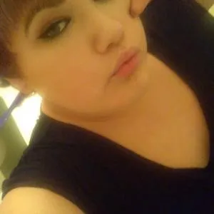 ThickBratty22 from myfreecams