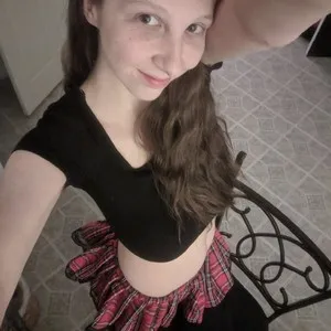 Isabel_Kitty from myfreecams