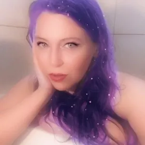 Dianarchist from myfreecams