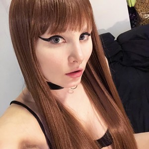 Elle_Rose's profile picture