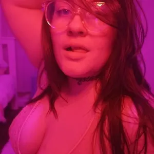 AliceMaybe from myfreecams