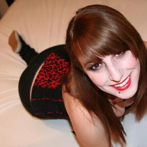 mfc Jeweliet webcam profile pic via xxx-topcamgirls.com
