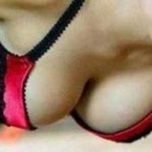 free6cams.com sexxy_ticki livesex profile in cute cams