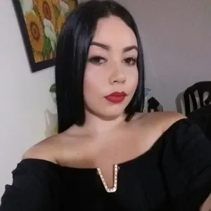 dinaxsnow from myfreecams