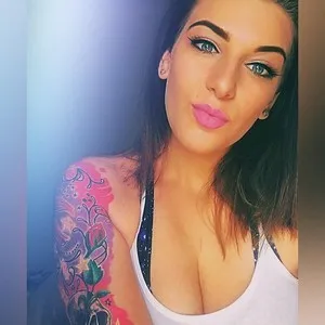 Honeyashley from myfreecams