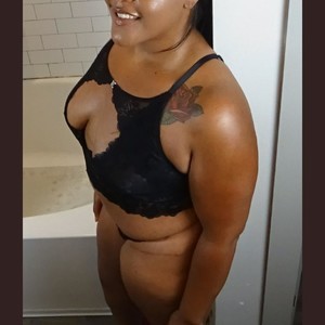 FatRihanna's profile picture