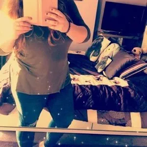 BustyAmy97 from myfreecams