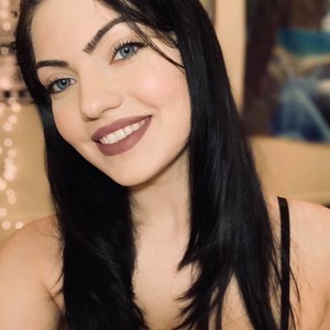 Camgirl is actually offline