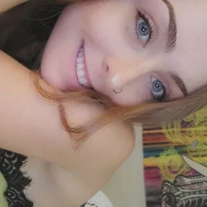 Nneexy from myfreecams