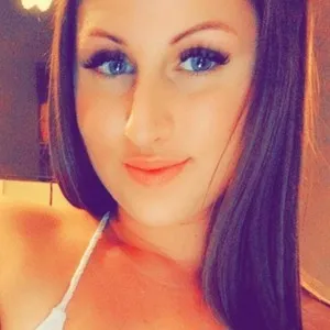 Pariscaos69 from myfreecams