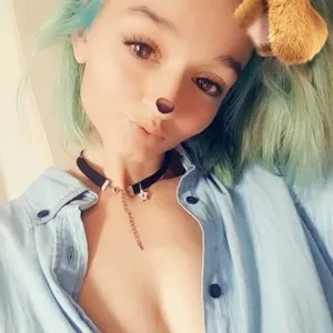Bbaby21 from myfreecams