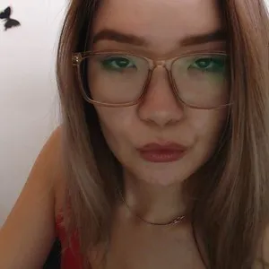 Mariwilkins from myfreecams