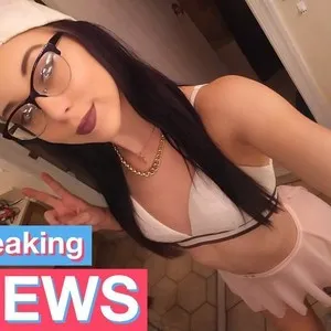 Bambifbaby69 from myfreecams