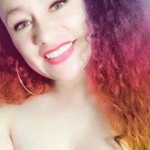 Emiily8 from myfreecams