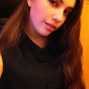 MiraBeautiful from myfreecams