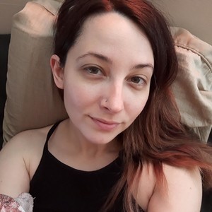 mfc EvieLeigh webcam profile pic via sexlivecamsites.com