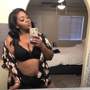 CurvyRenee from myfreecams