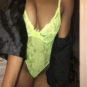 AdoireeKing from myfreecams