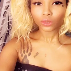 TMRoyal from myfreecams