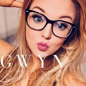 GwynStone_ from myfreecams