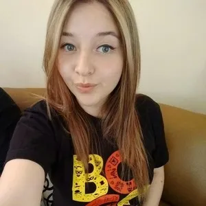 Emmaplay from myfreecams