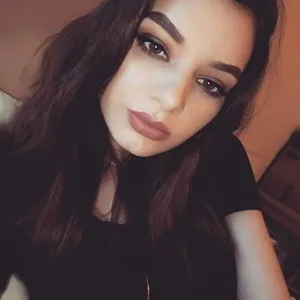 Doll_x from myfreecams