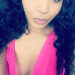 Queenxoxo1 from myfreecams