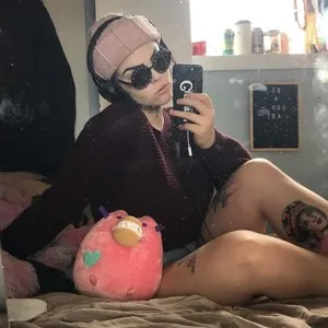 peachykeen666 from myfreecams
