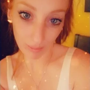 Clover_May from myfreecams