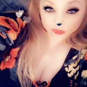 Lilygirl442 from myfreecams